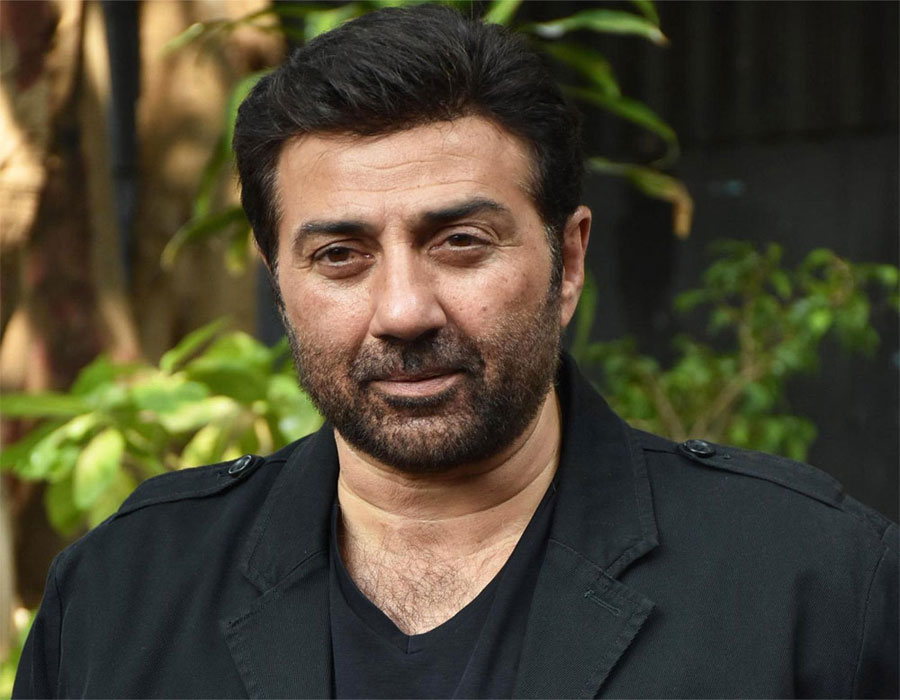 Sunny Deol tests Covid positive