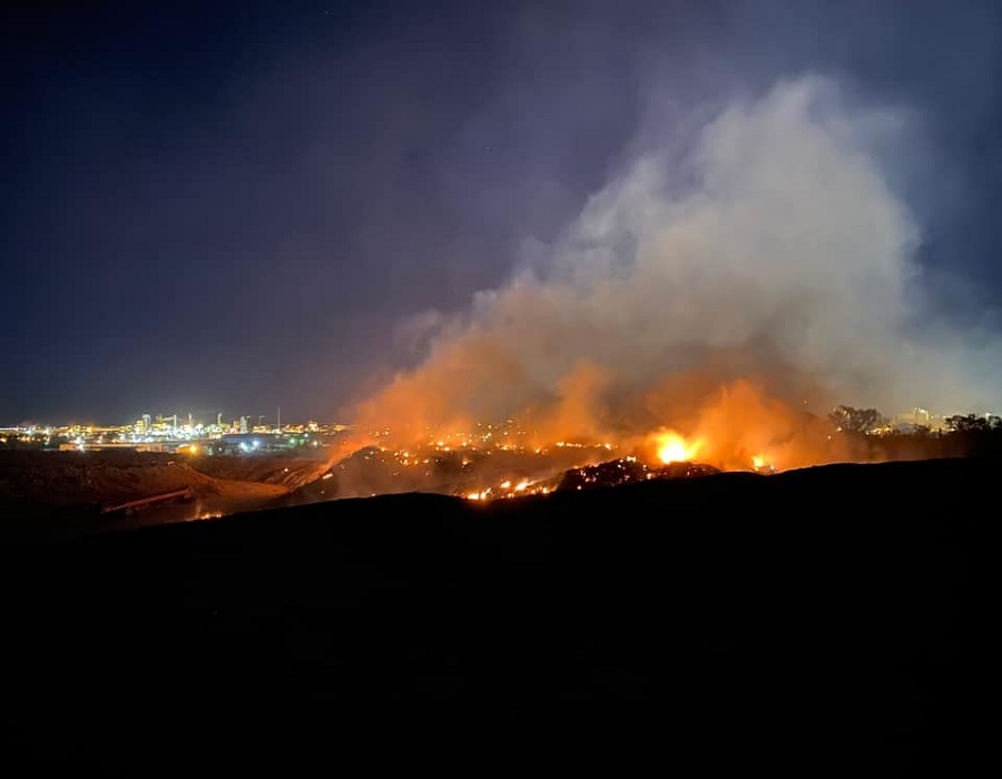 Bushfires threaten lives, homes in Western Australia