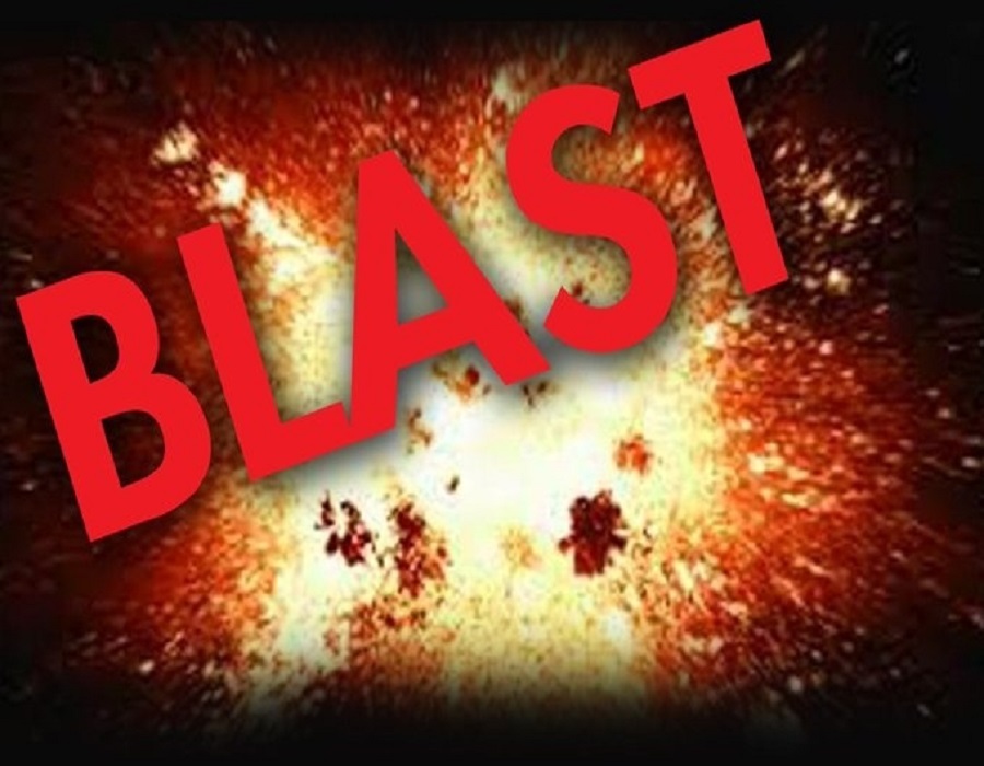 Blast outside Balochistan University kills cop, 17 inured