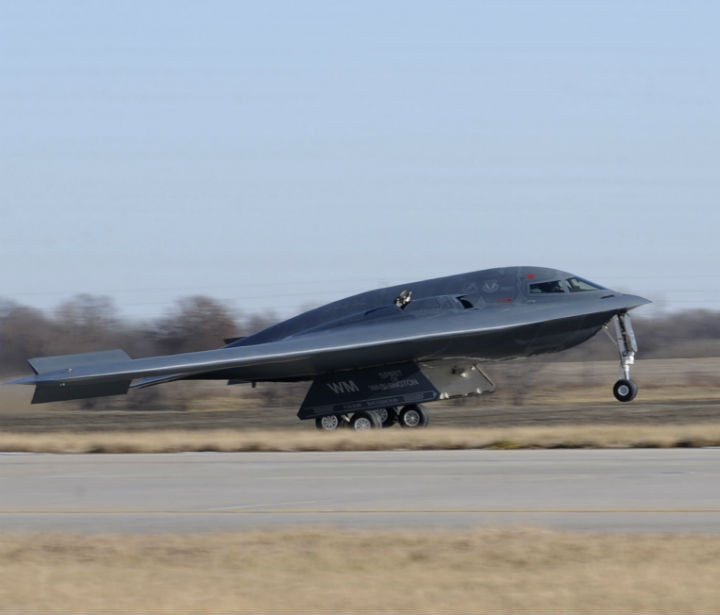 China tests its stealth bomber H-20's