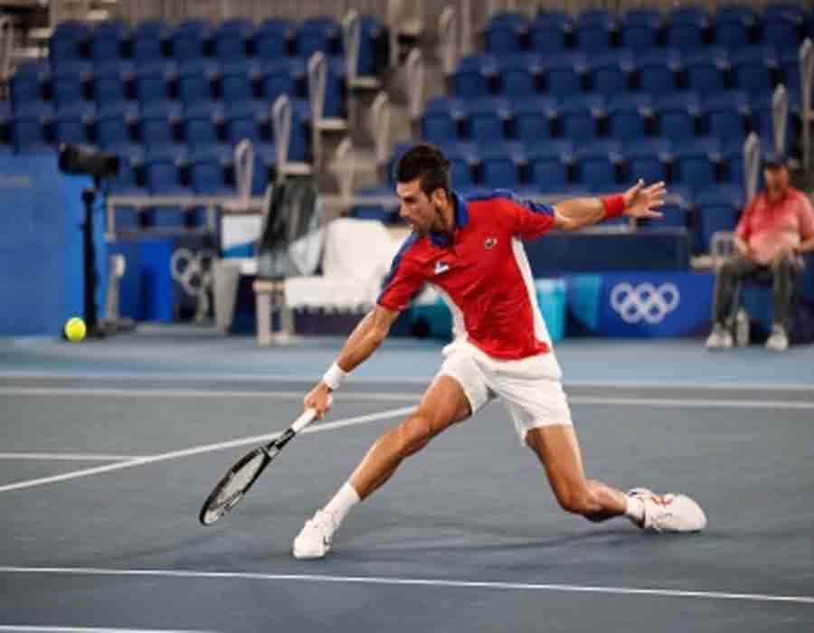 Djokovic secures QF berth, on course for calendar-year Grand Slam