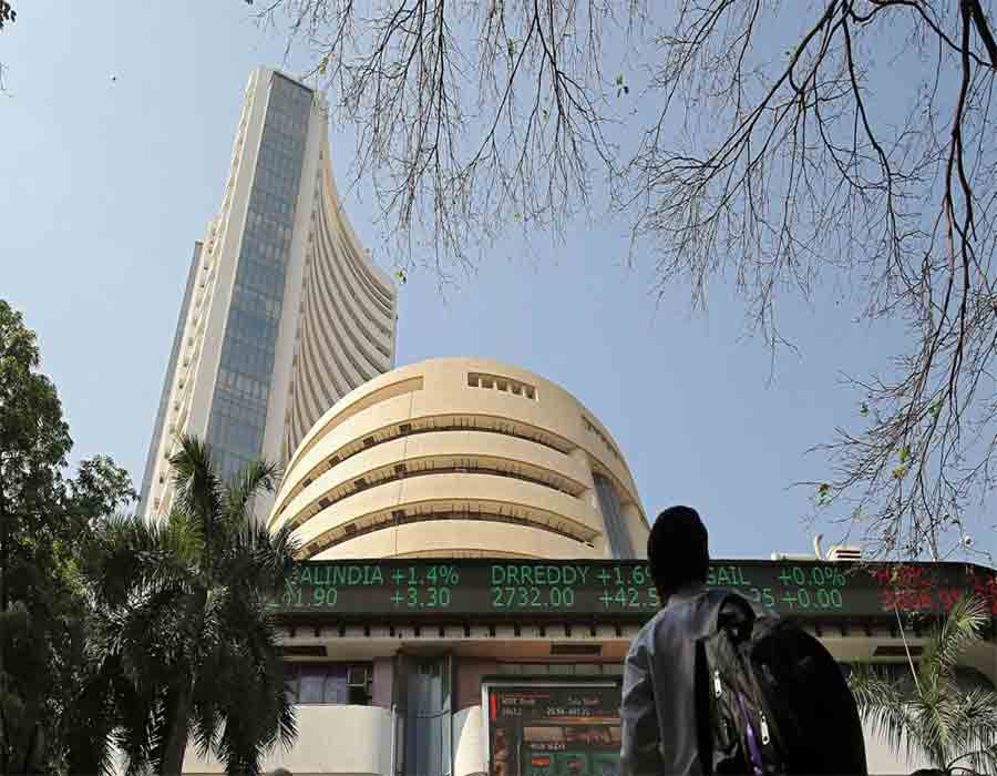Equity indices in green, Sensex up 300 points