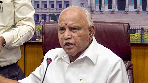 HC issues notice to Yediyurappa in corruption case