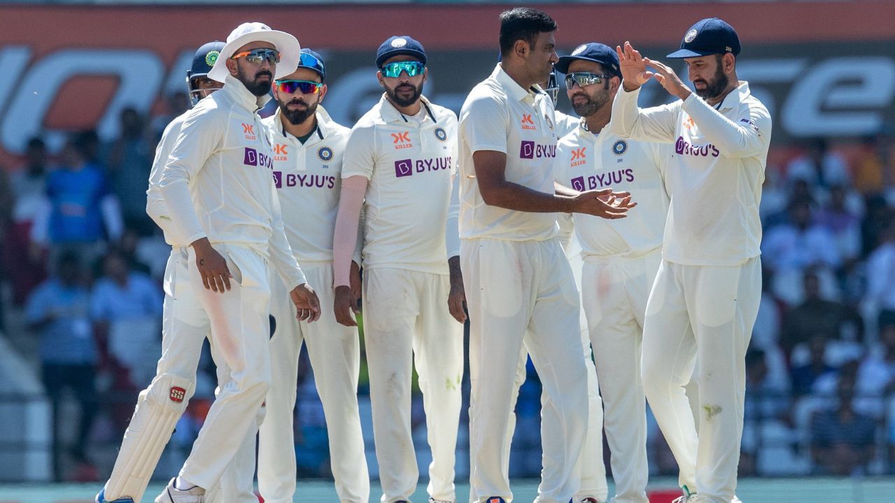 India crushes Aus within 3 days to lead by 2-0 in Test Series