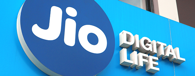 Jio IPO sets world record with 1 crore applications