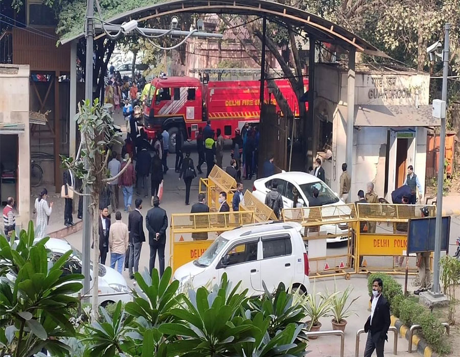 Low-intensity explosion in Rohini court in Delhi, 1 injured