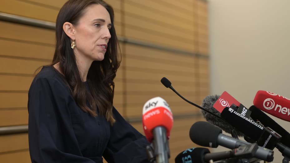 NZ PM resigns on high moral grounds 