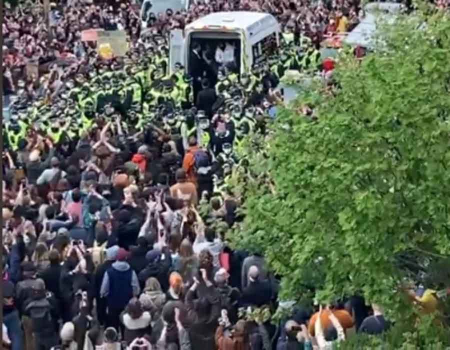 Scotland police frees 2 Indians from detention van after protests