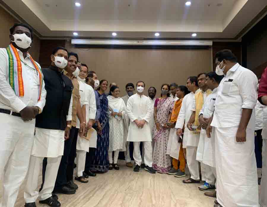 Show of unity by oppn at Rahul Gandhi's breakfast meet