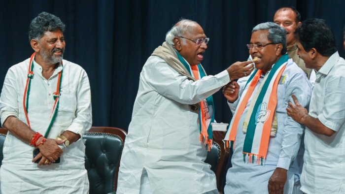 Siddu CM, DKS DY CM in Karnataka