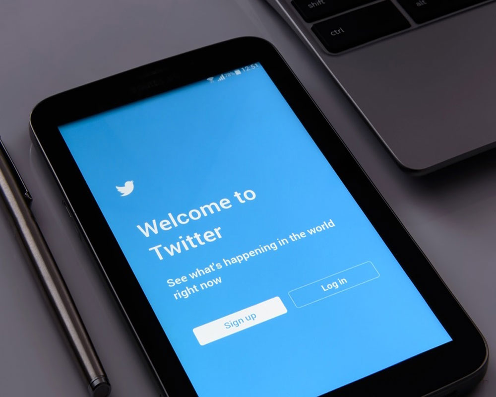 Twitter expands its downvote test worldwide